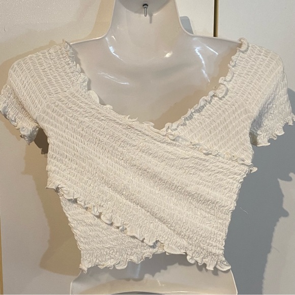 Heart and Hips Off White Criss Cross Stretchy Crop Top Size S NWT - Picture 10 of 16
